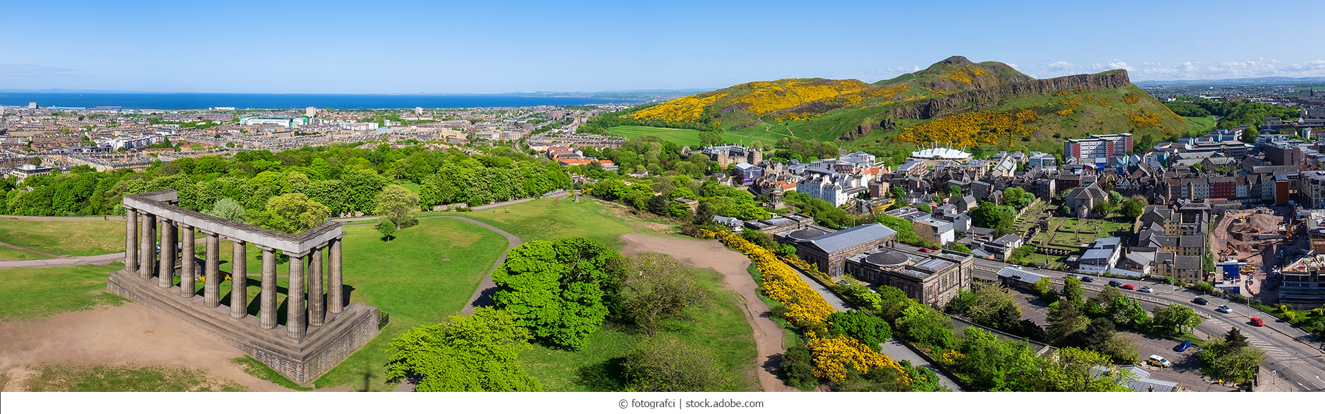 Panorama von Edinburgh von Calton Hill aus